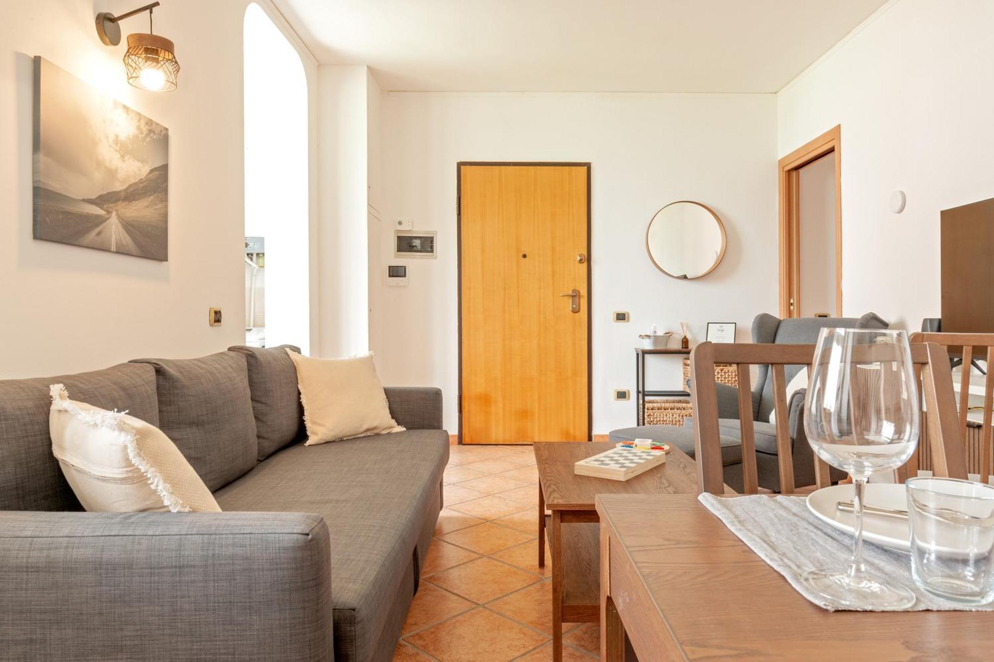 Cozy Retreat In Coastal Livorno Apartment Exterior photo